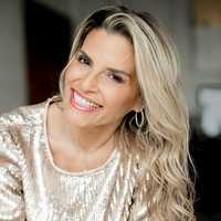 Angela Santomero